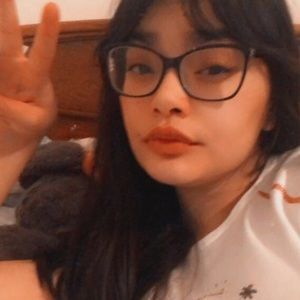 Meet your Posher, Abigail